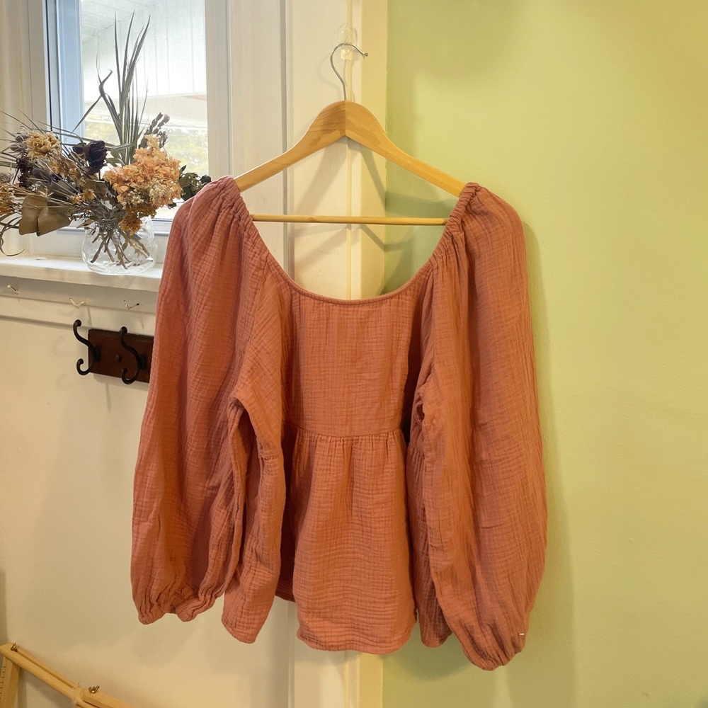 Pink Blouse - Universal Threads - Picture 4 of 4